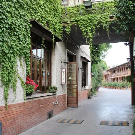 Hotel La Locanda Del Borgo Rome