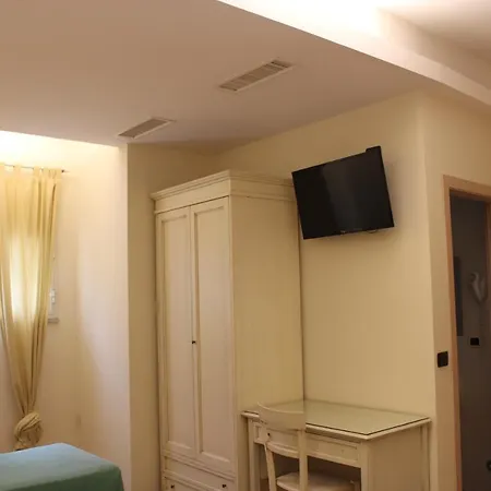 Hotel La Locanda Del Borgo Rome