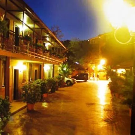 Hotel La Locanda Del Borgo Rome